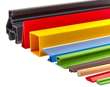 Gekleurde gerecyclede kunststof profielen Gekleurde_gerecyclede_kunststof_profielen